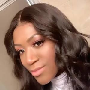 Meet your Posher, Samira